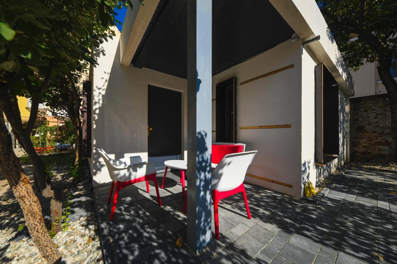 Designer Apartment In The City Center Cluj-Napoca Exteriör bild